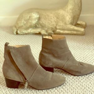 Banana Republic Booties
